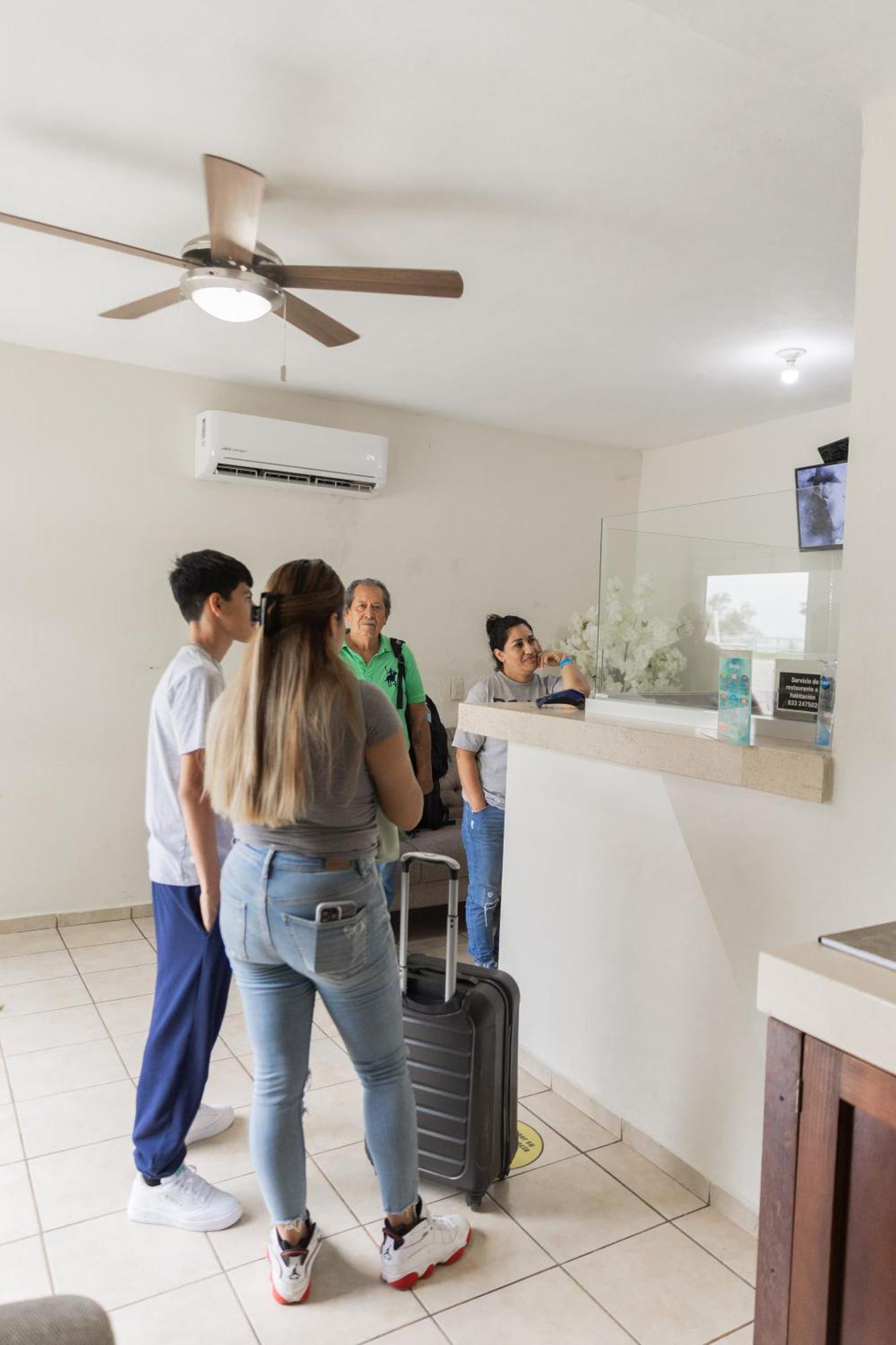 Hotel Real Del Mar Сиудад Мадеро Екстериор снимка